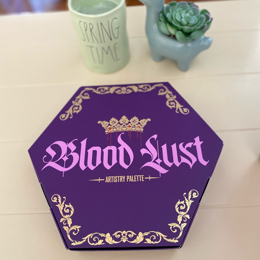 Jeffree star blood lust pallet